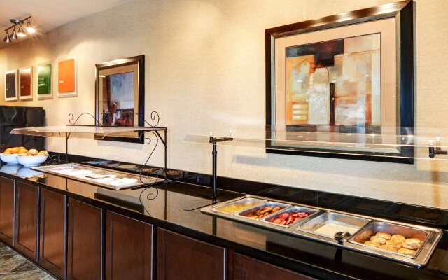 Comfort Suites Arlington - Entertainment District