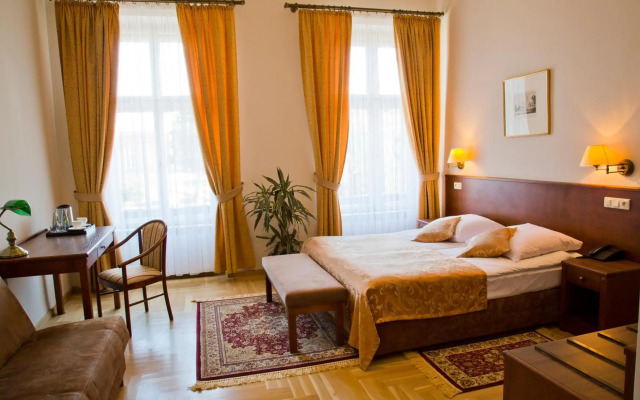Polonia Hotel