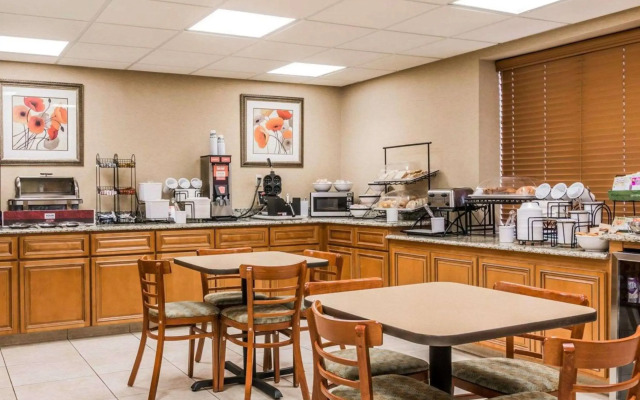 Comfort Inn Utica