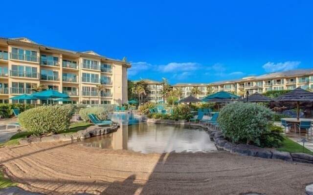 Hale Tiare 2 Bedroom Condo by RedAwning