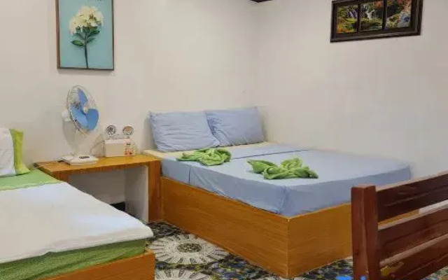 Tambayan Rooms & Cottages by SMS Hospitality