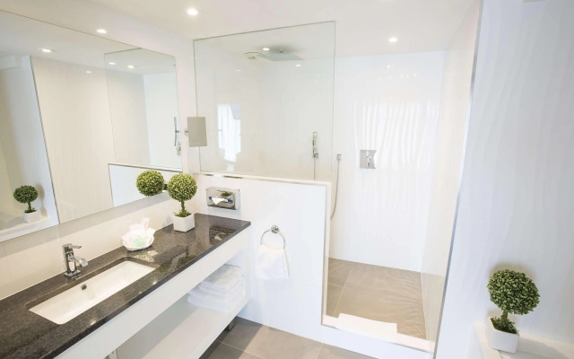 Best Western Plus Cannes Riviera