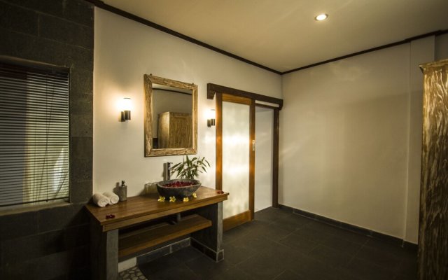 Akusara Guest House