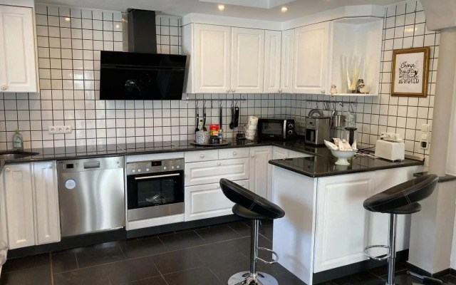 Large holiday home in Mimbach with private garden