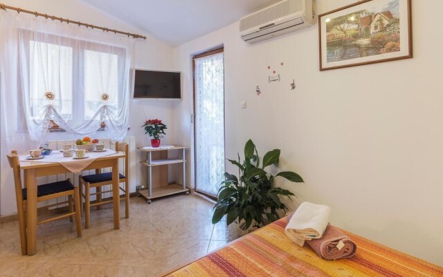 Amazing Apartment in Rovinj With 1 Bedrooms and Wifi