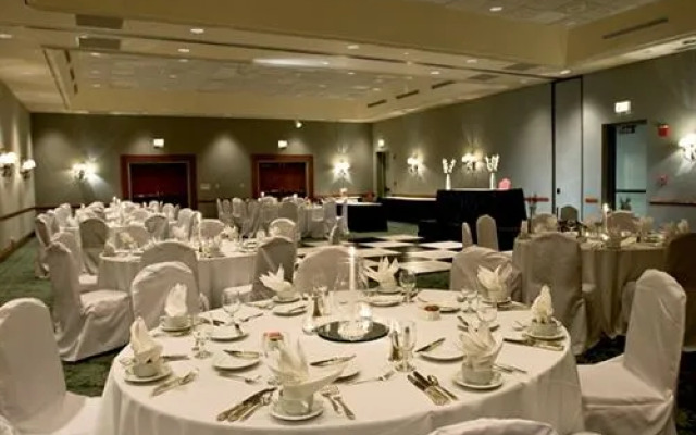 Springfield Hotel and Suites