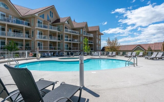 Two Bed Two Bath Two Pools