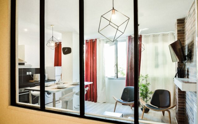 T3 - Hyper-Centre - Séjour Pro