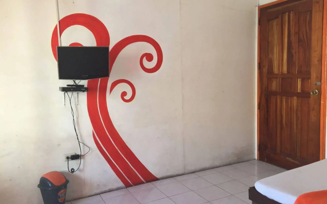 Dormitels Bacolod - Hostel