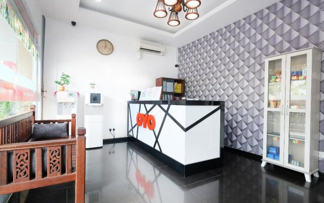 OYO 711 Tawaquf Inn