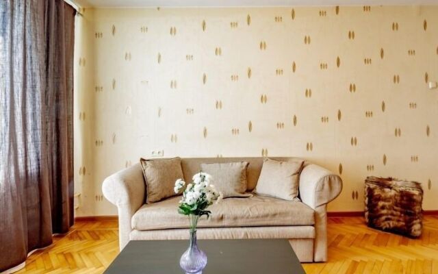 Апартаменты, ул. Профсоюзная, 140, к. 1