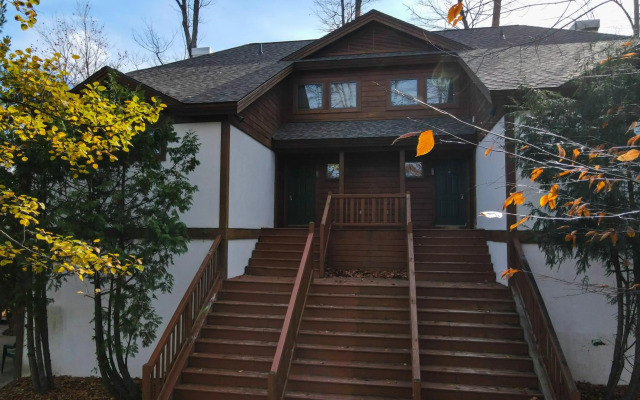 692 Disciples Village Condo