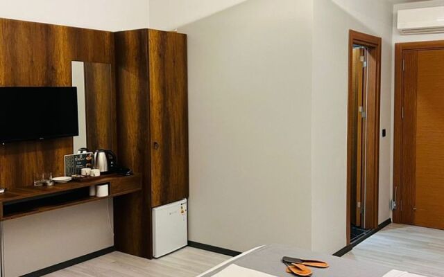 Ci Plus Hotel