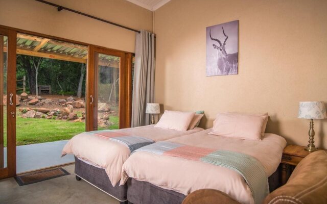 Caracal Lodge