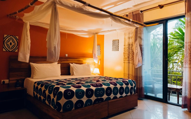 Heaven Restaurant & Boutique Hotel