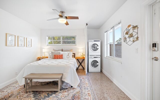 Modern Downtown Bungalow