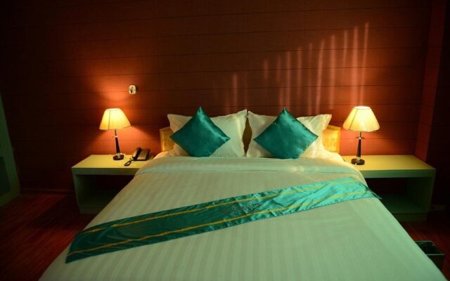 J and J Hotel
