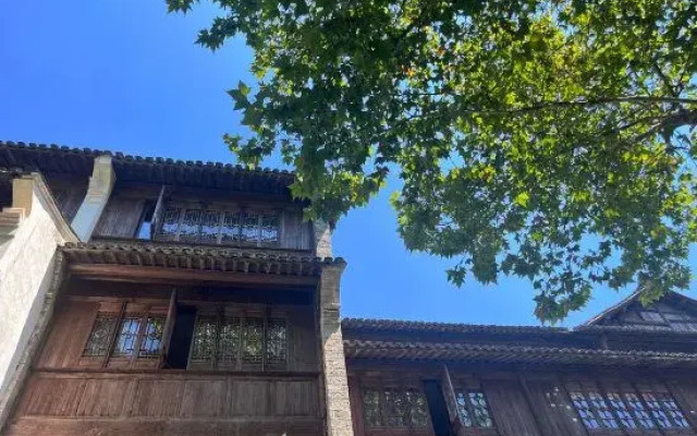 Yanguan Chaoyuezhicheng Shuiyin Homestay
