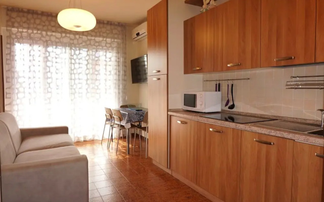 Modern Studio With Shared Pool - Beahost