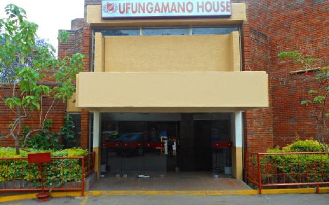 Ufungamano House