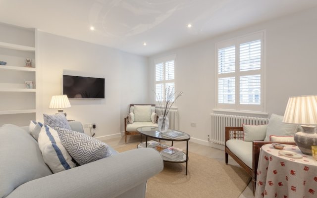 Stunning 3 Bedroom Apartment in South London