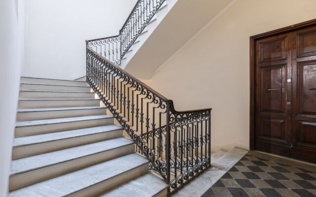 Sonder — Piazza dell'Orologio