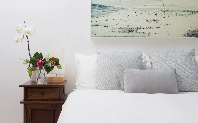 Surf Side Retreat