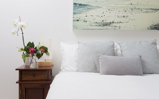 Surf Side Retreat – Guest Rooms – Old Bar