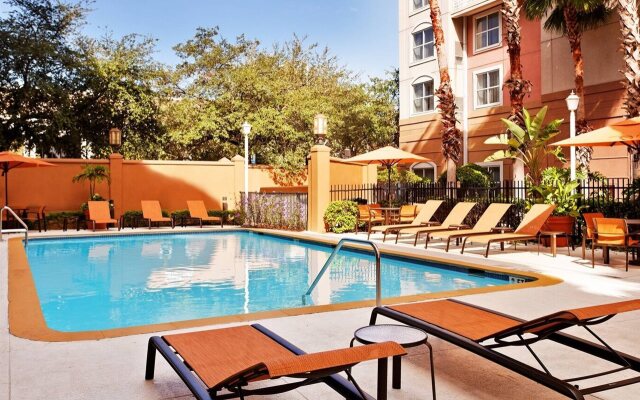 Courtyard by Marriott Tampa Downtown