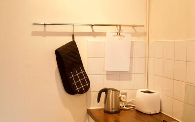 1 Bedroom Flat Near Dalry Area