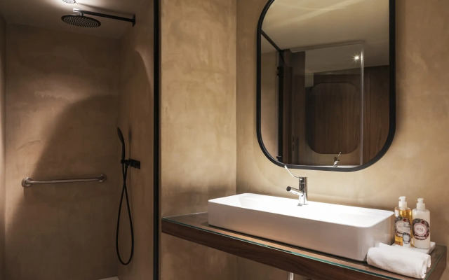 Fontinha Porto, Trademark Collection by Wyndham