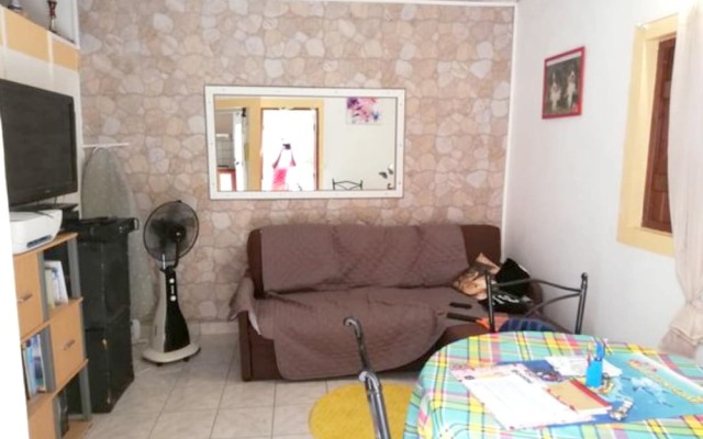 Apartment With one Bedroom in Petit Bourg, With Wonderful Mountain View, Furnished Garden and Wifi