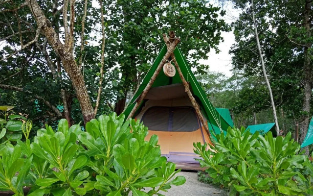 Koh Rong Love Resort - Hostel