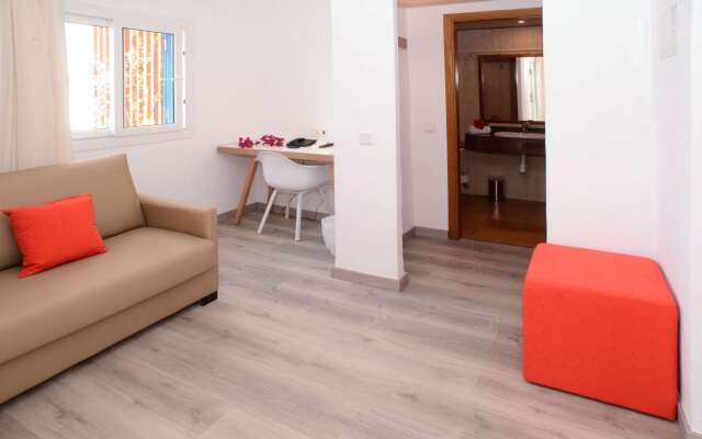 Cala Llenya Resort Ibiza - Hotel