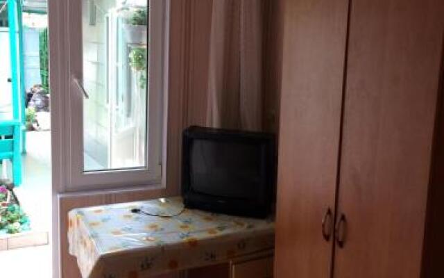 Guest House On Khersonskaya 61