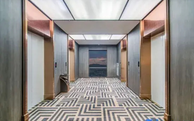 SKY·Hotel