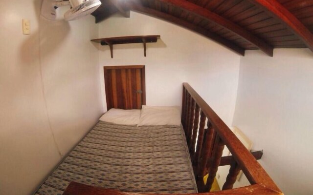 6 Bedroom House - 205
