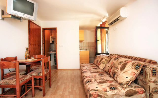 Simun Apartments