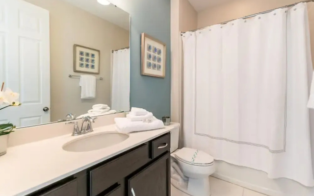 4 Bed Home Splash Pool at Solara