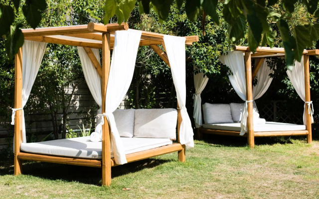 Georgia's Garden by Omilos Hotels