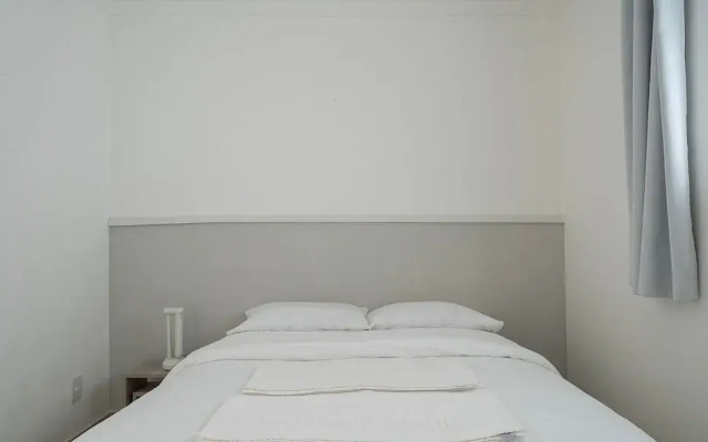 Apt 1 Block From Beach in BC Great Location Cep093