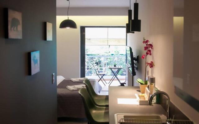 TONI'S STUDIO for couples near ACROPOLIS Museum