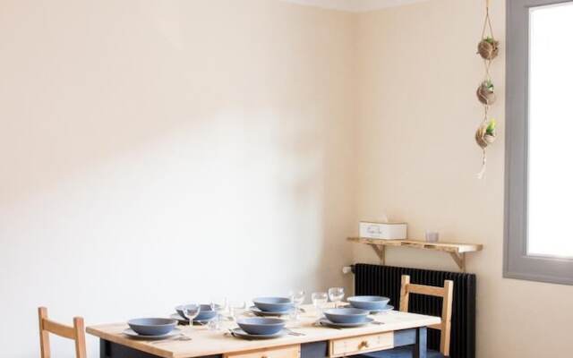Logement calme et design proche centre