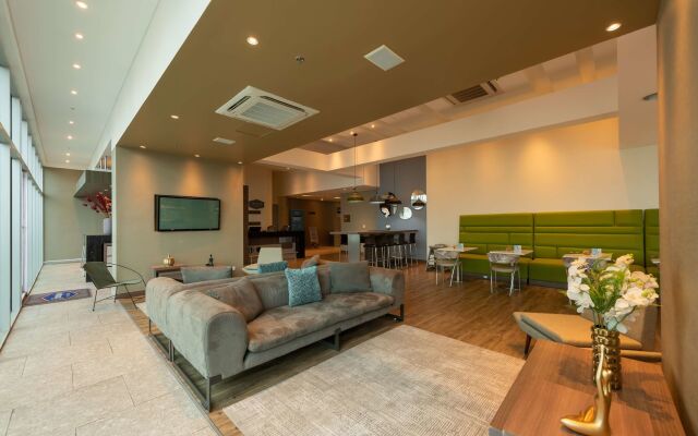 Hampton By Hilton Cartagena