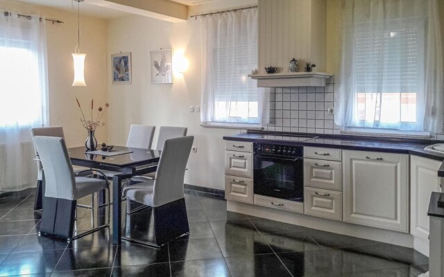 Beautiful Apartment in Fazana With Wifi and 1 Bedrooms