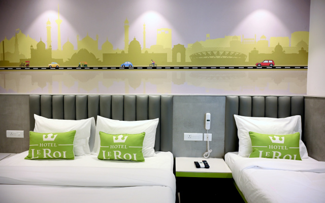 Hotel Sun City by OYO – Guest Rooms – Delhi