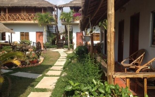 White Beach Bungalows