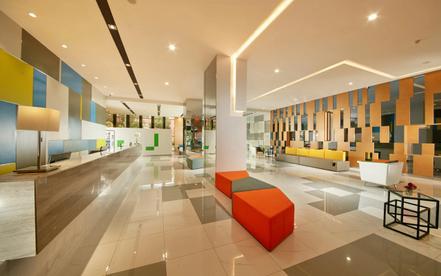 Holiday Inn Express Leshan City Square by IHG