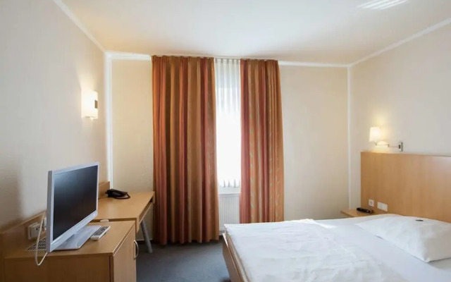 Hotel Manu