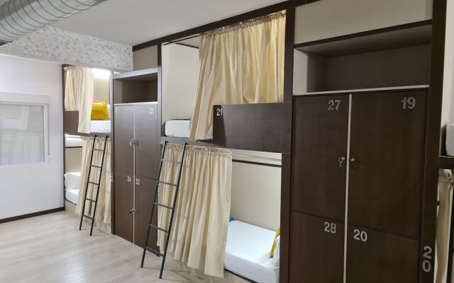 M-A Rooms Mate